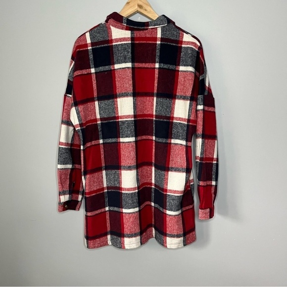 Goodnight Macaroon Winnie Red Plaid Flannel Button Up Shacket Size Medium NWT - Picture 12 of 16